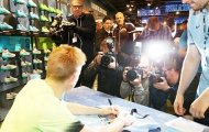 Fan Man City khiến De Bruyne cảm động