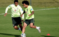 Video: 'Lác mắt' với kỹ năng khó hiểu của Marcelo trên sân tập