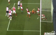 Video: Pha cứu thua không thể tin nổi của hậu vệ Arsenal
