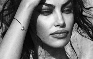 Cris Ronaldo 'săn' bóng hồng giống Irina
