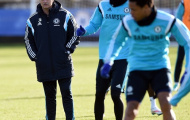 Jose Mourinho cười hết cỡ trên sân tập giữa bão scandal với nữ bác sĩ