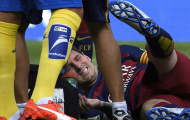 Nóng: Lionel Messi chấn thương, phải nhập viện