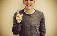 Schweinsteiger hí hửng khoe ngôi số 1 của M.U