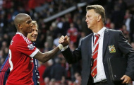 M.U: Hãy công bằng với Ashley Young!