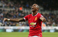 Tỏa sáng ở M.U, Ashley Young vẫn bị HLV Roy Hodgson bỏ rơi