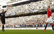 Tôi thấy Chris Smalling đã lớn sau chiếc thẻ đỏ đáng quên