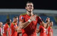 Gareth Bale ẵm giải thưởng ở quê nhà