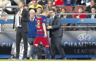 Iniesta mang tin vui cho Barcelona
