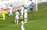 Video: Pha phản lưới nhà ngớ ngẩn tại Bundesliga