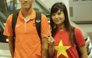 Fan nữ ra sân bay đón U19 Việt Nam ngày trở về