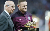 Không thi đấu, Wayne Rooney vẫn được tôn vinh