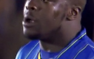 Video: 'Bé bự' Akinfenwa 'càn quét' hàng thủ Liverpool (mùa 14/15)