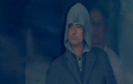 Jose Mourinho bất an khi Fabregas sút hỏng 11m