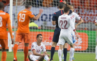Van Persie phản lưới nhà, sao Hà Lan ngơ ngác mất vé EURO 2016