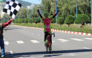 Giải xe đạp đường trường toàn quốc 2015: Nỗ lực giành thành tích của tay đua kỳ cựu