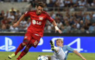 Barca chen ngang M.U trong vụ Calhanoglu