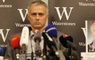 Mourinho hạnh phúc vì không phải đeo vòng tù nhân