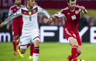 Huyền thoại Đức chỉ trích Ozil