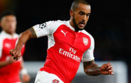 Walcott thăng hoa, Wenger tuyên bố Arsenal không cần mua tiền đạo
