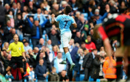 Không Aguero, Silva, Sterling lập hattrick, Bony ghi cú đúp