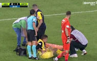 Video: Hài hước: 2 nhân viên khiêng cáng 'bựa' nhất năm