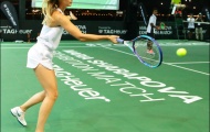Sharapova khoe chân dài nõn nà ở Singapore