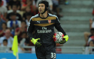 Petr Cech sắp phá kỷ lục Premier League