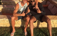Điểm tin hậu trường 26/10: Ronaldo 'điệu' mê... trai?; Mẹ Công Phượng ngầm 'cảnh cáo' Hòa Minzy