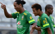 Neymar là người kế thừa Ronaldinho tại Barcelona
