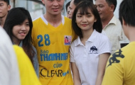 Fan nữ Sài thành quây kín hot boy Duy Mạnh ở VCK U21 Quốc gia 2015