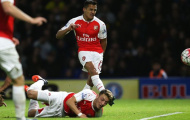 Nếu lại dùng Alexis Sanchez, Wenger thực sự mất trí