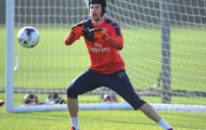 Góc thống kê: Cech có tỷ lệ cứu thua cao nhất Premier League