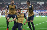 Lập cú đúp kiến tạo, Oezil chứng minh vị thế số 1 Premier League