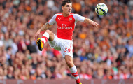 Video: Pha cứu thua 'chân nhanh hơn não' của hậu vệ Arsenal
