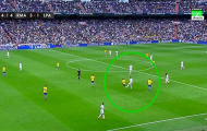 Chơi tiểu xảo, Ronaldo qua mặt trọng tài