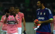 Tân binh của Juventus “cuồng” Evra