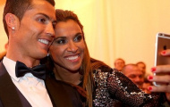 Ronaldo tham gia phá kỷ lục selfie nhanh nhất thế giới
