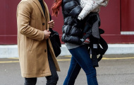 Helen Flanagan dịu dàng xuống phố cùng con gái