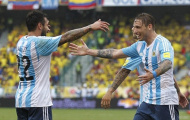Lucas Biglia giúp Argentina nếm mùi 3 điếm