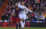 Video: Tình huống CR7 đánh nguội đối với Dani Alves