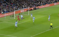 Video: Man City biếu không cho Liverpool 1 bàn thắng