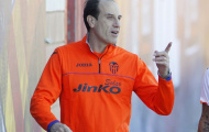 Valencia có HLV mới