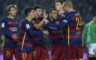 Ngông như Barca: CHẤP đối thủ 1 người!