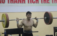 Thạch Kim Tuấn sang Singapore điều trị chấn thương