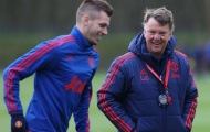 Giữa tâm bão, dàn sao Man United vẫn vô tư cười đùa