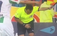 Trọng tài gây SỐC với màn ăn vạ như Rivaldo