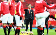 Hàng thủ tan hoang, Van Gaal sẽ vá bằng cách nào?