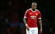 Hé lộ lý do Ashley Young bị Van Gaal 'gạt phăng'