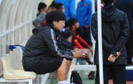 HLV Miura 'trốn' báo chí sau trận thua JFL Selection
