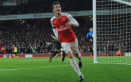 Oezil rực sáng, Arsenal lên đỉnh Premier League